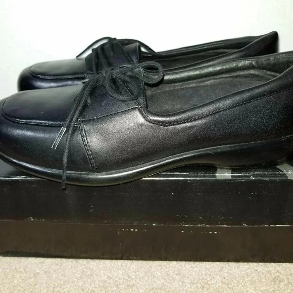 P.W. Minor CAMEO Black Leather Lace Shoe - Picture 4 of 8